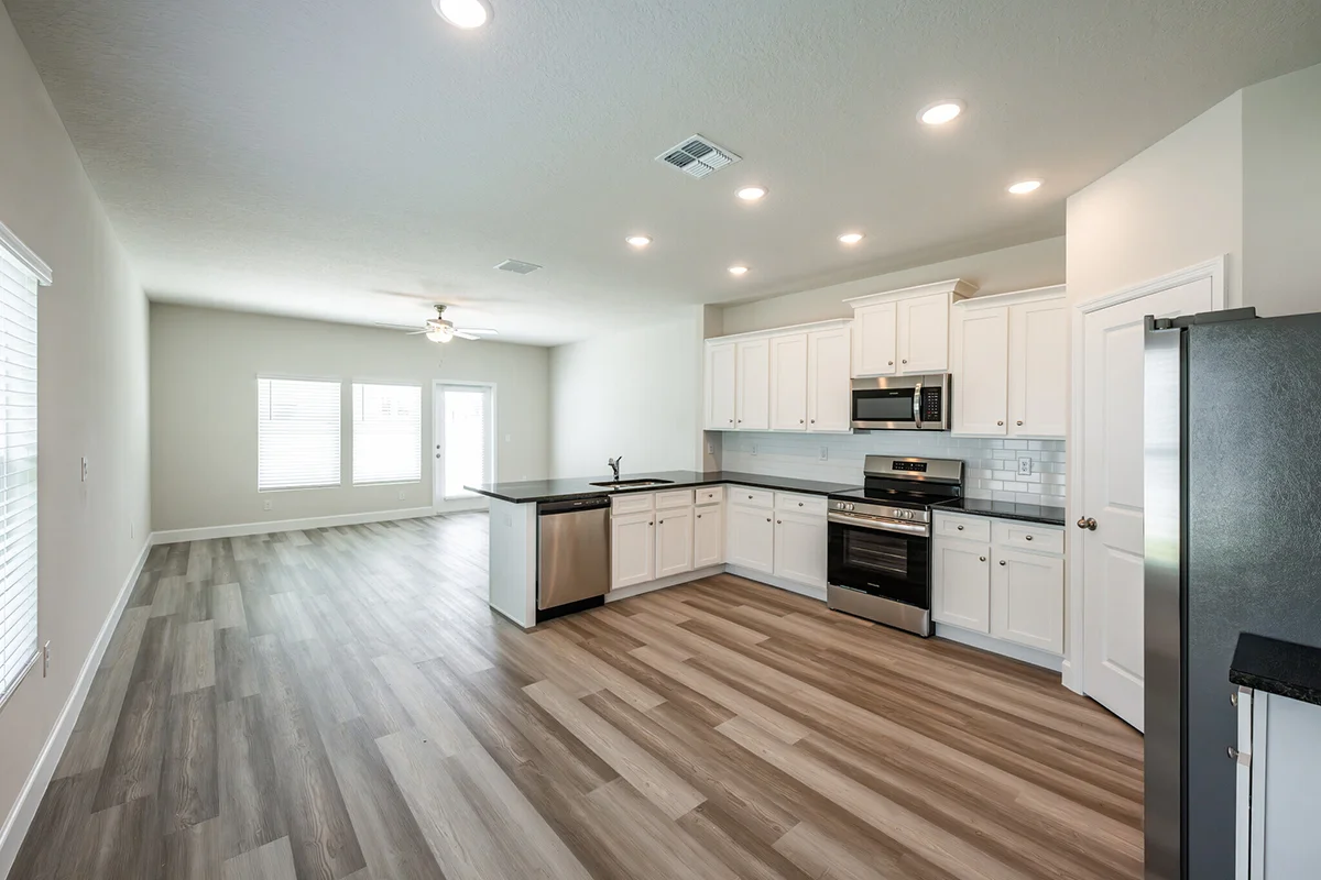 London Wildwood Landing 3 bedroom 2.5 bathroom rental Wildwood, FL