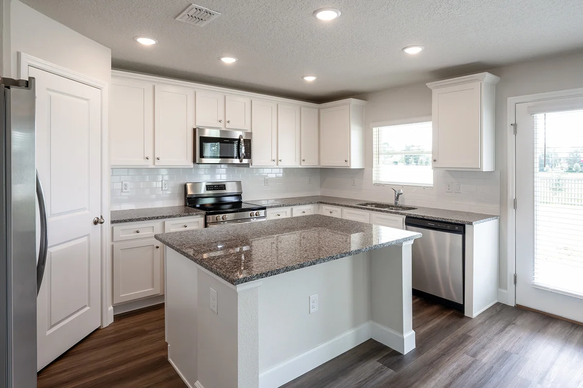 Morgan Wildwood Landing 3 bedroom 2.5 bathroom rental Wildwood, FL